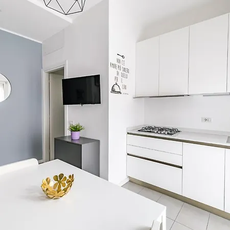Apartment Casa Di Lolli Milan